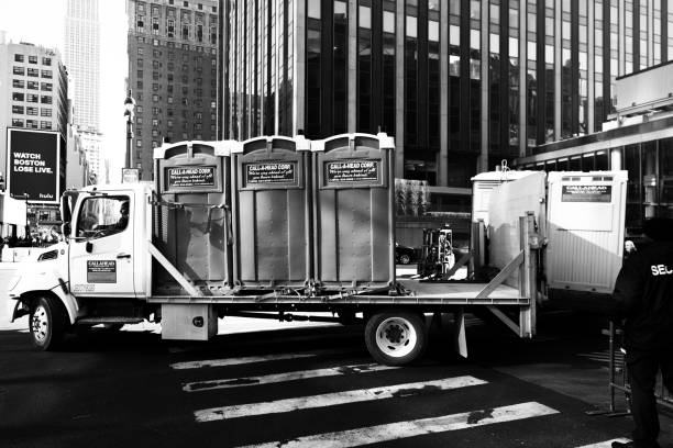 Best Construction site porta potty rental  in Sistersville, WV
